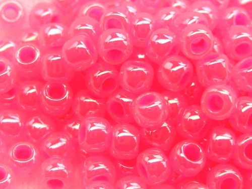 6/0 Rocailles TOHO Ceylon Hot Pink 10g