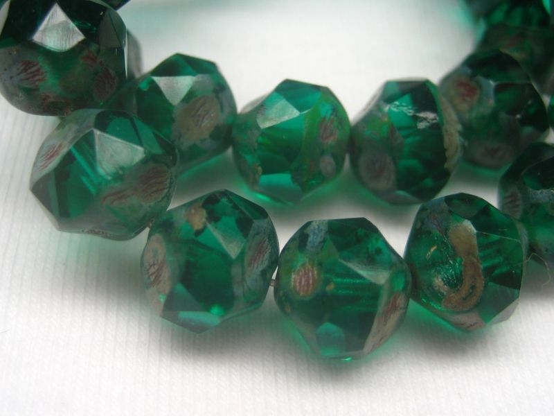 Central Cut Beads Emerald Picasso Glasperlen 4x