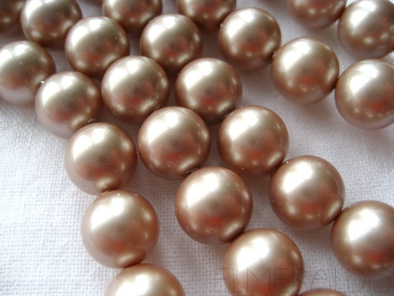 6mm 10x Swarovski® Crystal Pearls Powder Almond