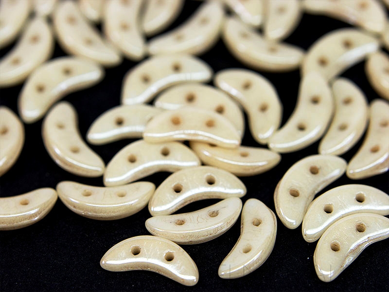 10mm CzechMates™ Crescent Champagne Luster Opaq 5g