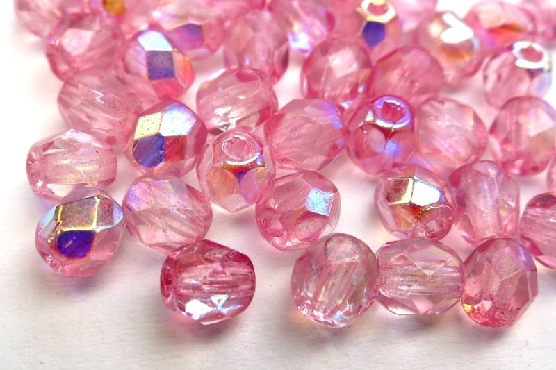 4mm 50 feuerpol Glasperlen Coated Milky Pink AB