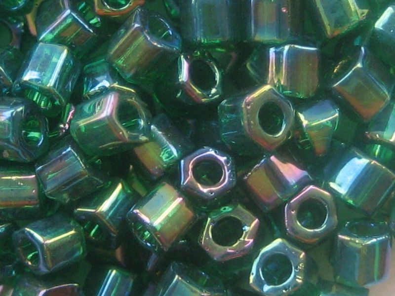 11/0 10g TOHO Hexagon Rainb Green Emerald