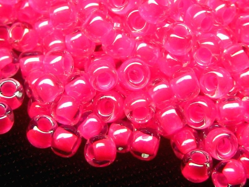 6/0 10g TOHO Rocailles Luminous Neon Pink